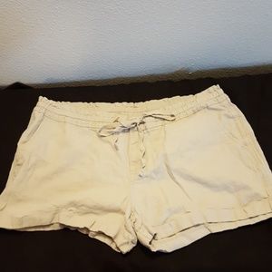 Old navy khaki shorts